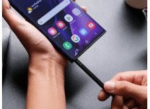 Samsung Galaxy S22 Ultra со встроенным стилусом на первых рендерах Samsung Galaxy S22 Ultra со встроенным стилусом на первых рендерах